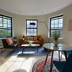 Comfy Back Bay Alcove Studio Apt